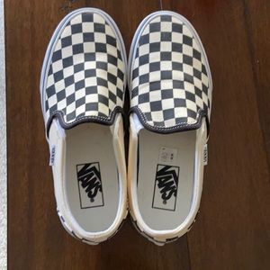 *Never worn* Vans checkered slip on shoes